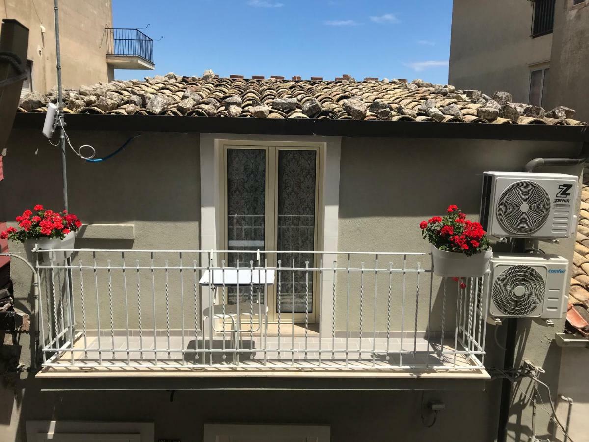 Lavallata87 Ragusa Dış mekan fotoğraf